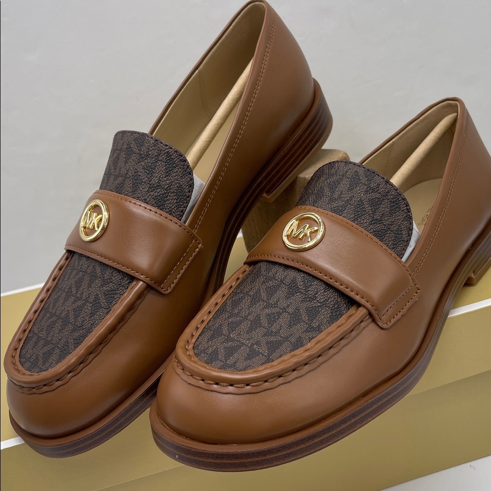 Michael Kors HANNAH LOAFER
FAUX LEATHER
49F5HNFP2L
Brown - Picture 7 of 16